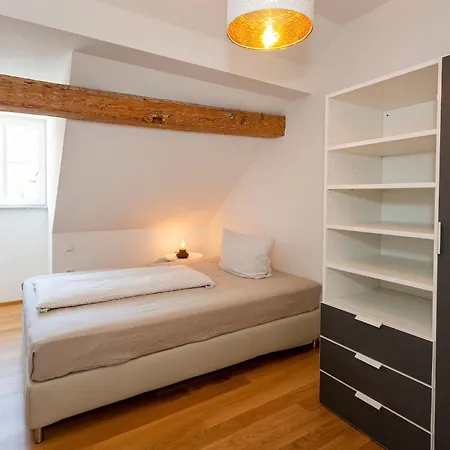 Spiegel - Penthouse Auszeit Apartament